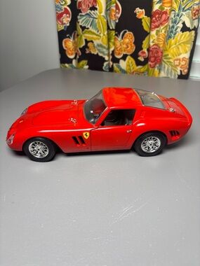 1962 Red Burago Ferrari GTO 1/18 Diecast Model Vintage Collectors Made In Italy